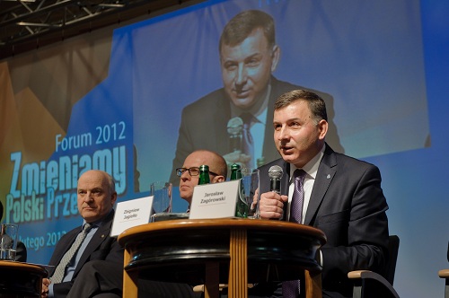 prezes-zarzadu-pko-banku-polskiego-zbigniew-jagiello-podczas-forum-zmieniamy-polski-przemysl-2012-fot-m-szachowski_zmiejszzzz