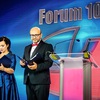 Jolanta Fajowska oraz Andrzej Gantner prowadzący Galę Forum 100
